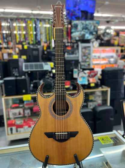 BAJO QUINTO DOBLE CUTWAY PASTILLA EQ-PRESYS MCCARTNEY NATURAL MATE
